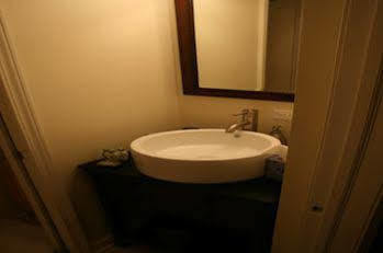 Hotel Roscoe Village 3*